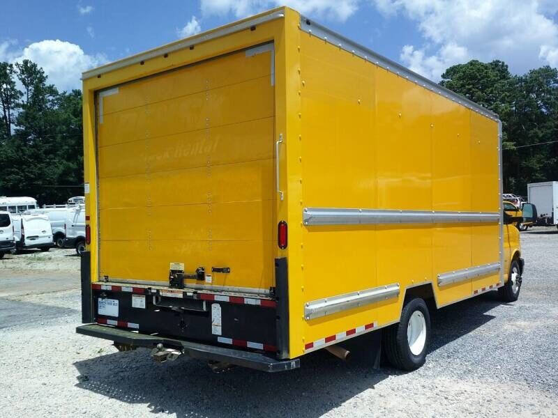 Used 2021 GMC Savana 3500 Extended w/ Power Convenience Package image 6