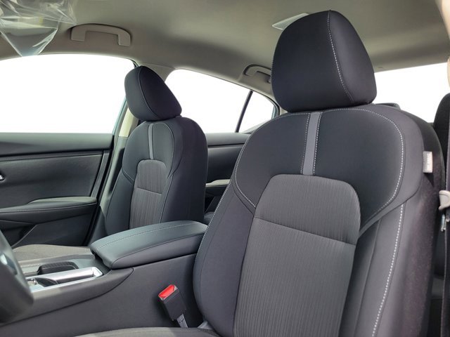 New 2025 Nissan Sentra SV image 13