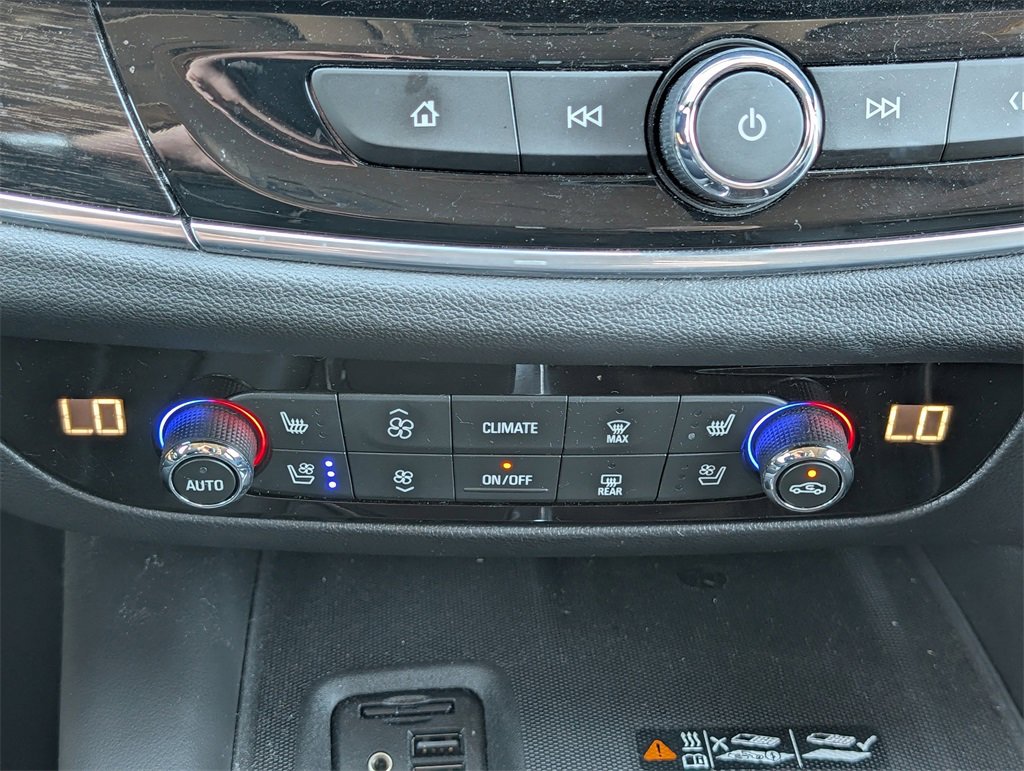 Used 2021 Buick Enclave Avenir w/ Avenir Technology Package image 21