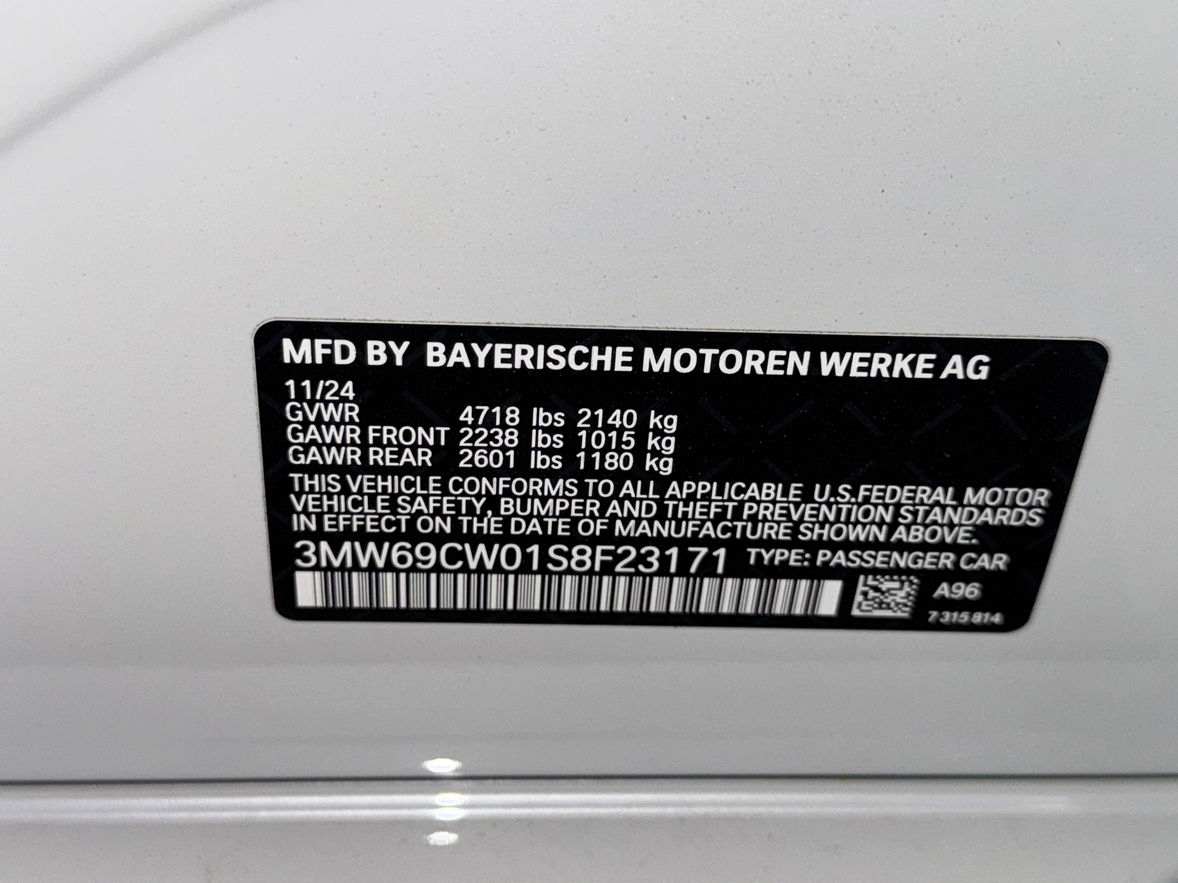 Certified 2025 BMW 330i Sedan w/ Convenience Package image 37