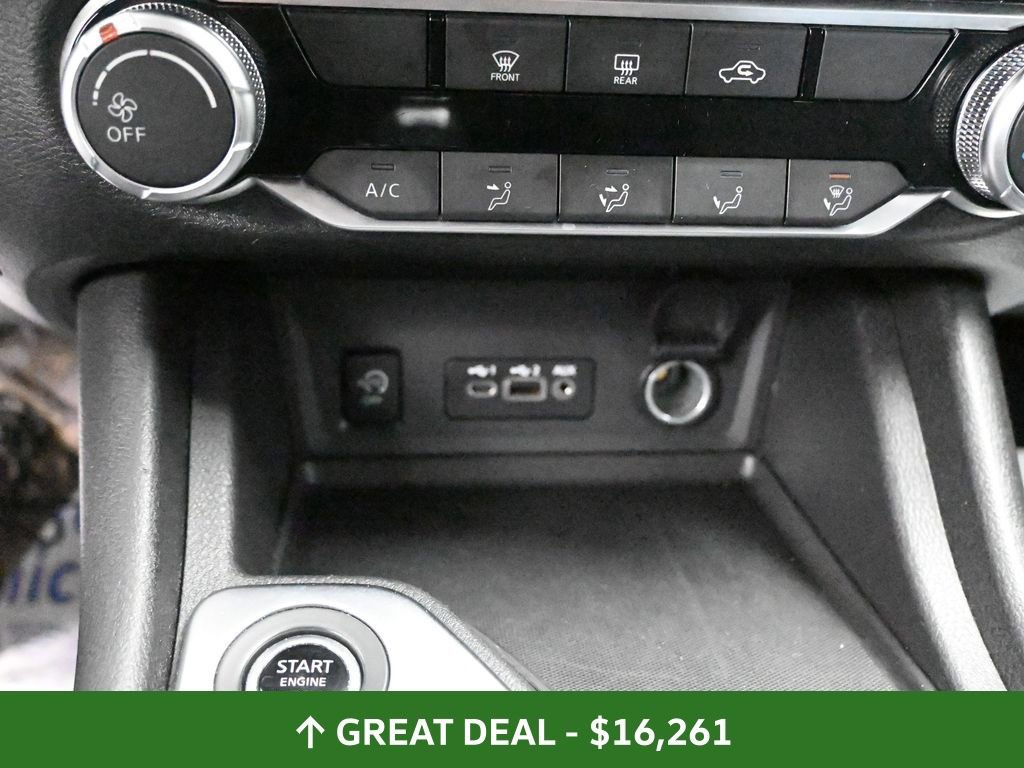 Used 2024 Nissan Sentra SV image 32