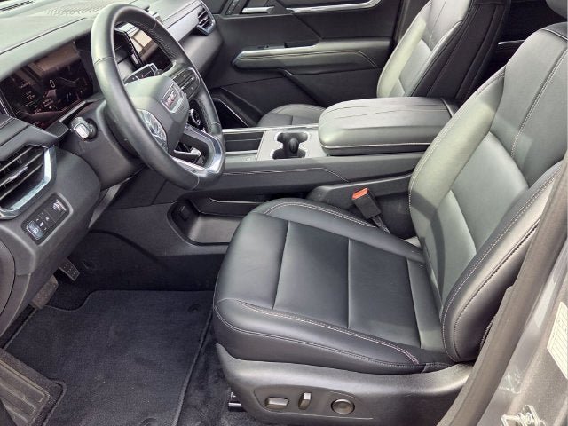 Certified 2026 GMC Acadia Elevation w/ Elevation Premium Package FWD image 10