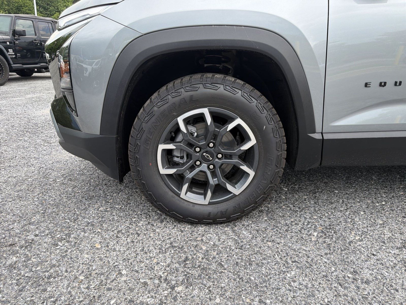 New 2026 Chevrolet Equinox ACTIV AWD/4WD image 8