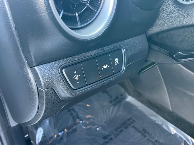 Used 2020 Kia Forte LXS image 19