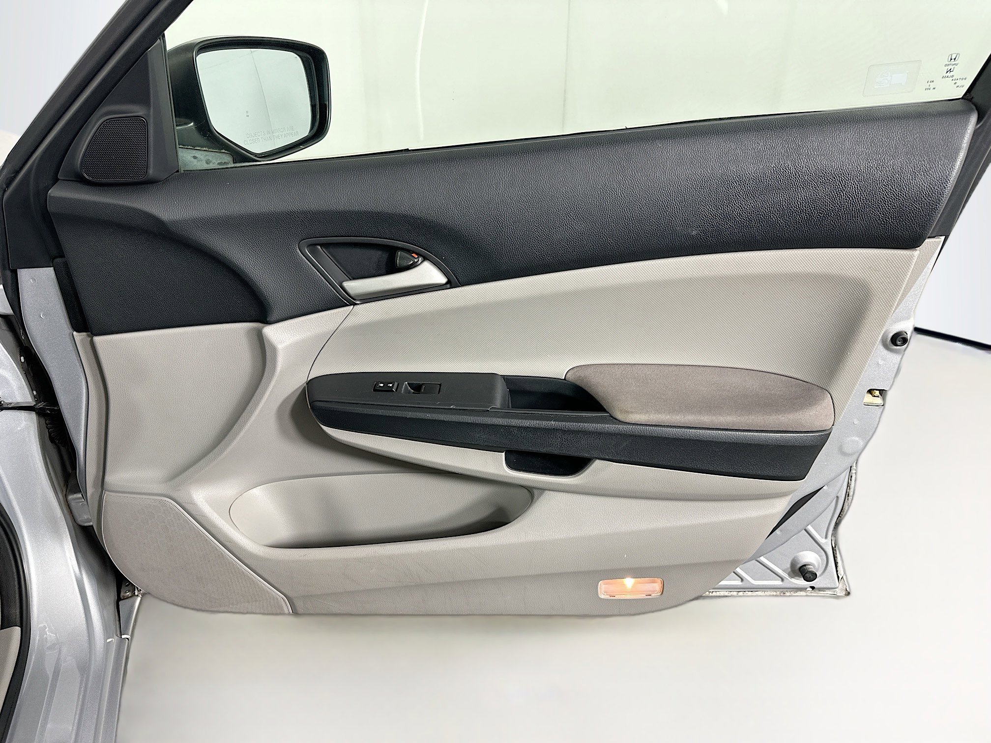 Used 2011 Honda Accord LX image 28