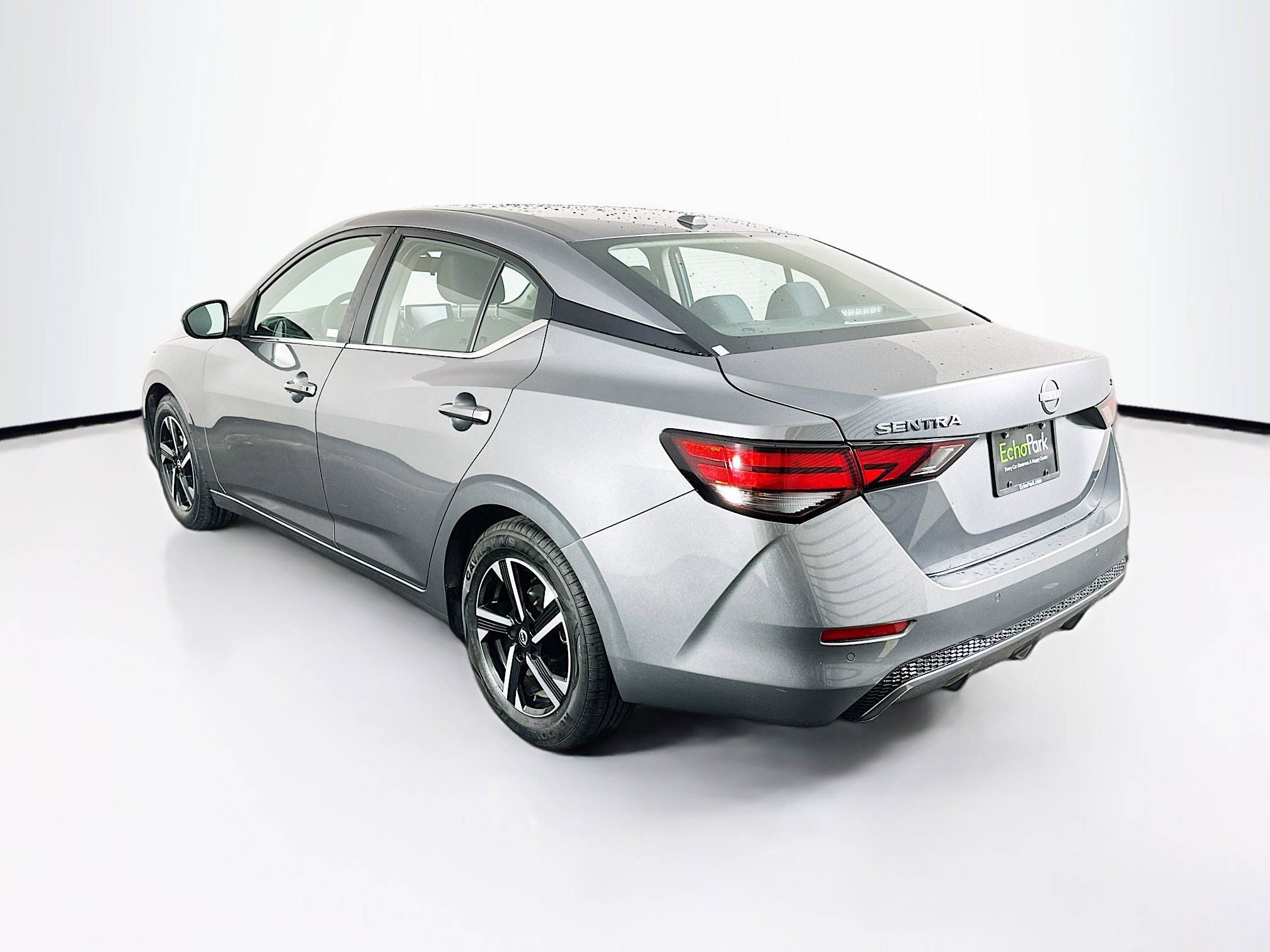 Used 2024 Nissan Sentra SV image 5