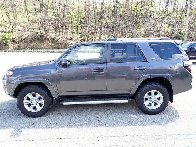 Certified 2019 Toyota 4Runner SR5 Premium AWD/4WD image 10