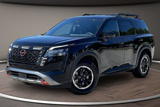 New 2026 Nissan Pathfinder Rock Creek w/ Rock Creek Premium Package