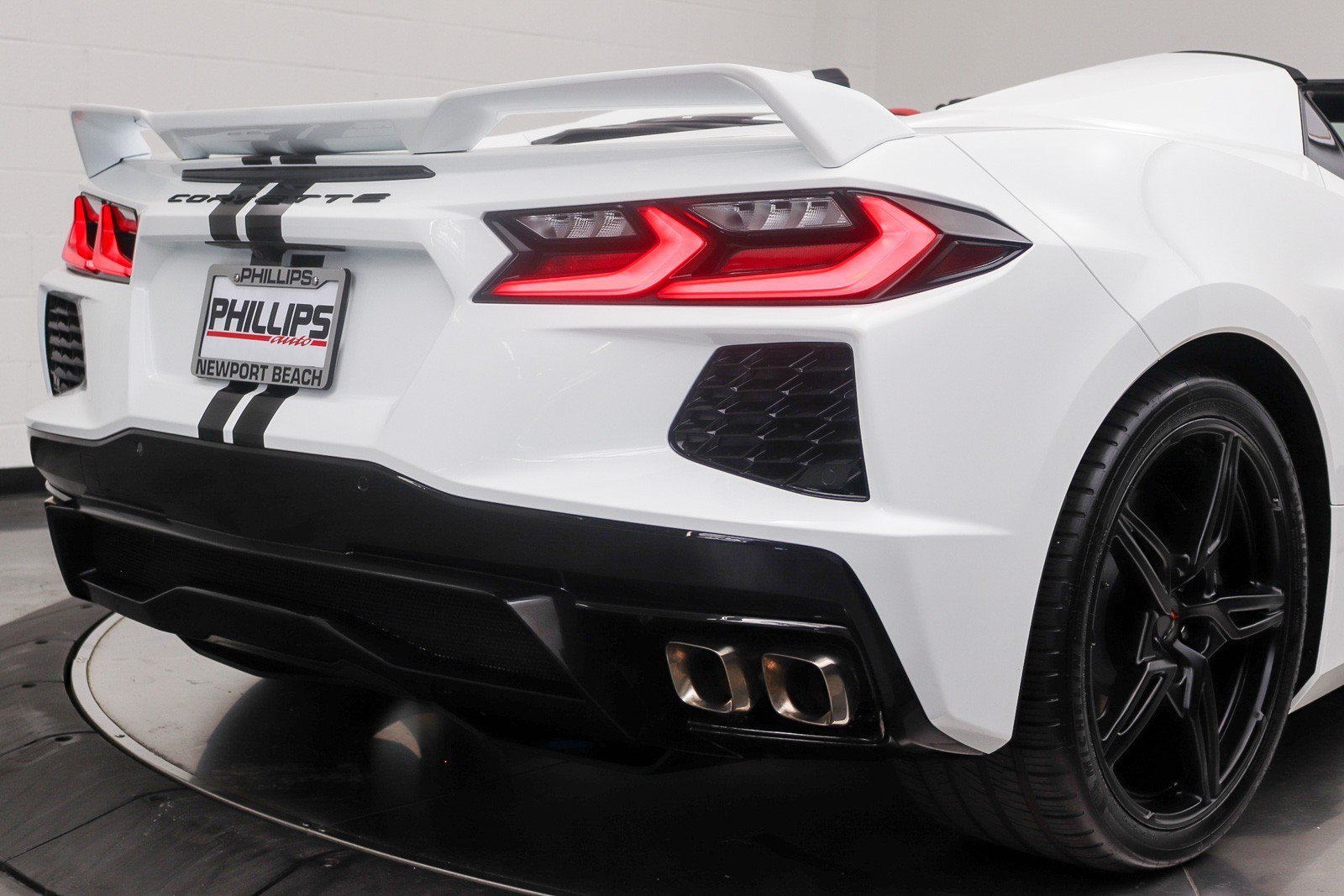 Used 2021 Chevrolet Corvette Stingray Convertible w/ 1LT RWD image 22