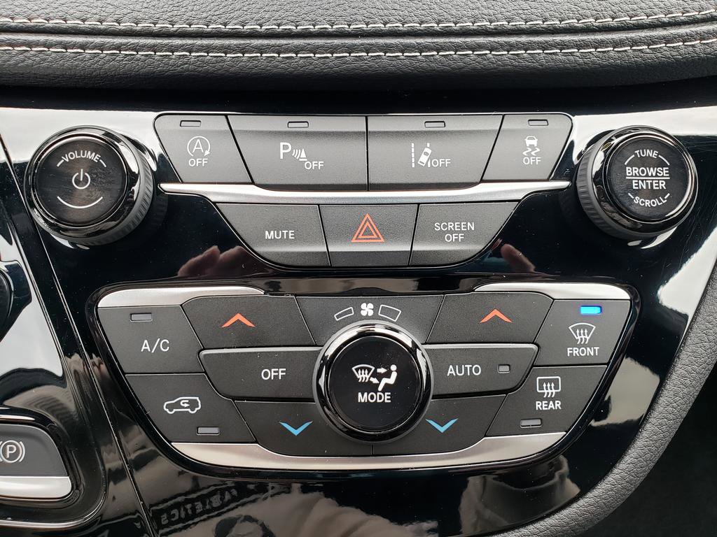 New 2026 Chrysler Pacifica Select image 18