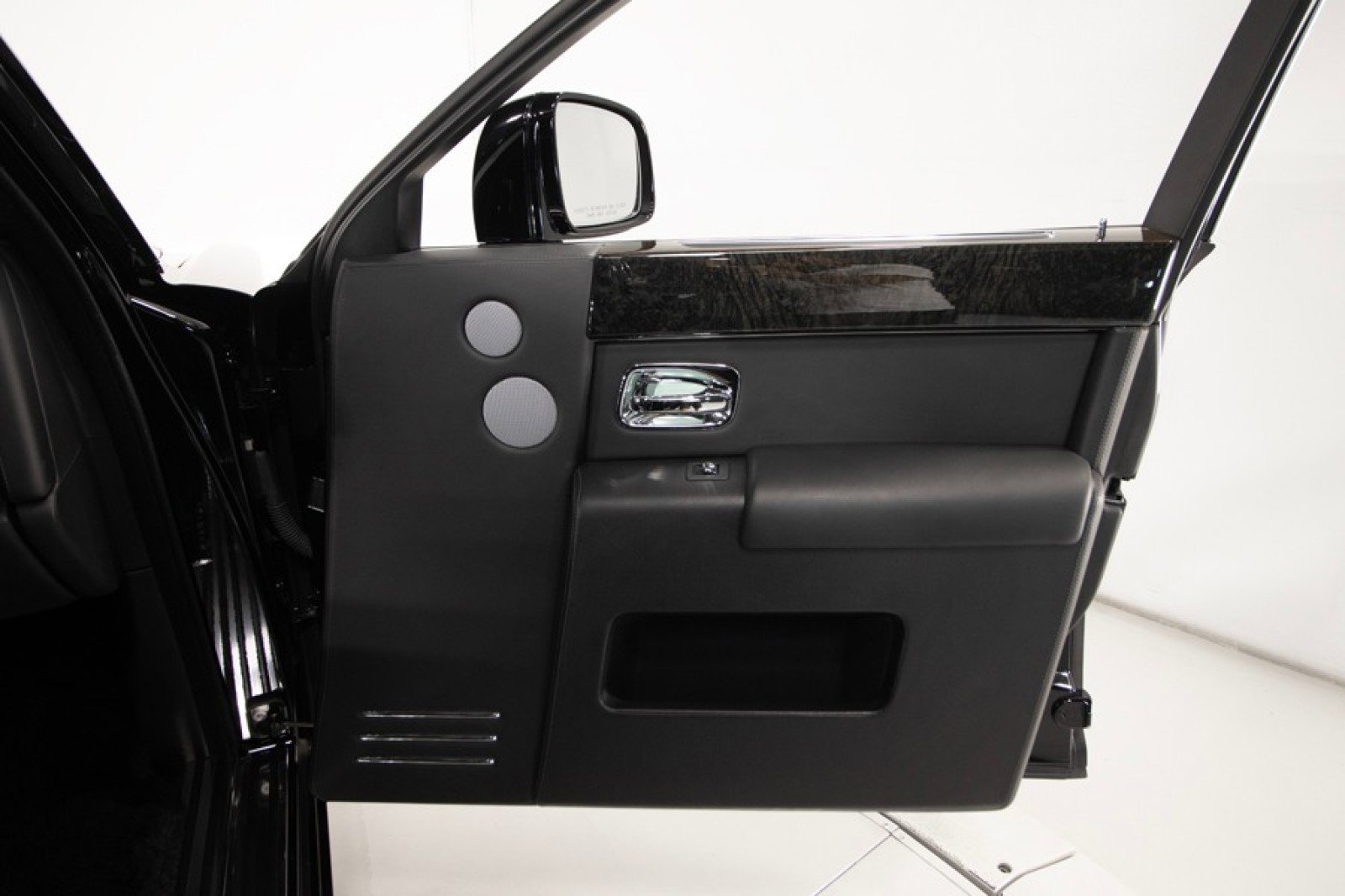 Used 2013 Rolls-Royce Phantom image 57