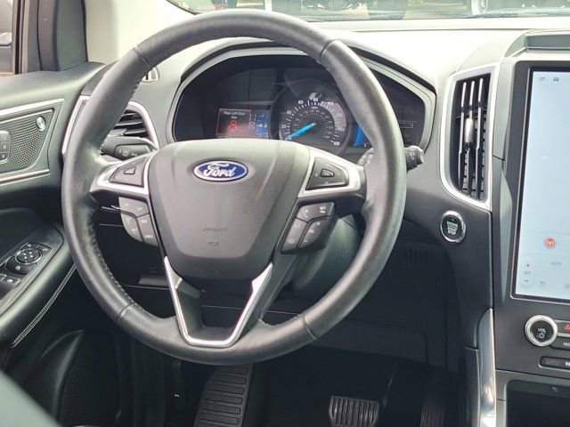 Certified 2022 Ford Edge Titanium AWD/4WD image 20