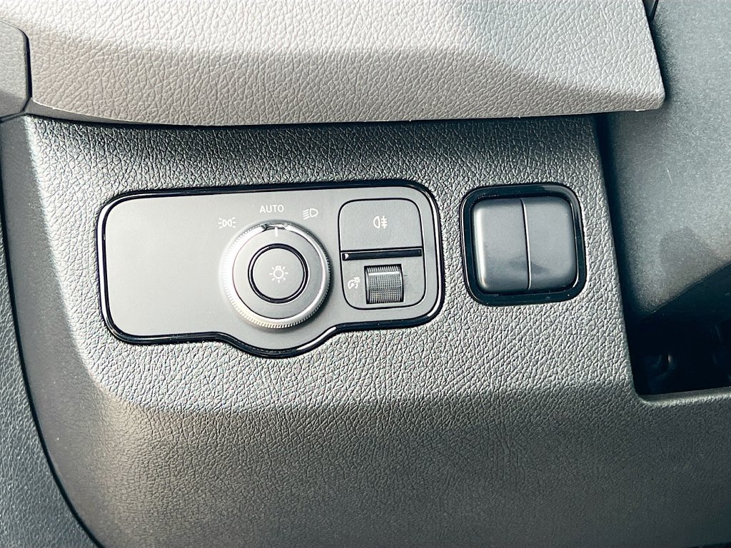 New 2025 Mercedes-Benz Sprinter 2500 image 10