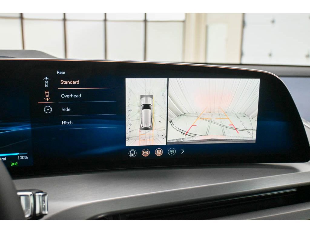 New 2026 Cadillac Vistiq Premium Luxury image 35