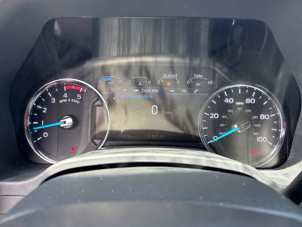 Used 2022 Ford F450 Platinum w/ FX4 Off-Road Package AWD/4WD image 20