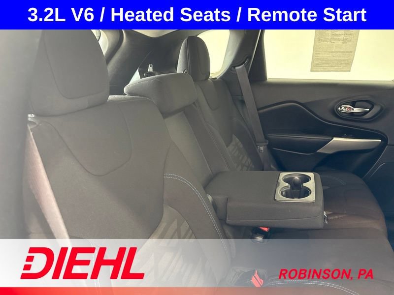 Used 2020 Jeep Cherokee Latitude AWD/4WD image 10
