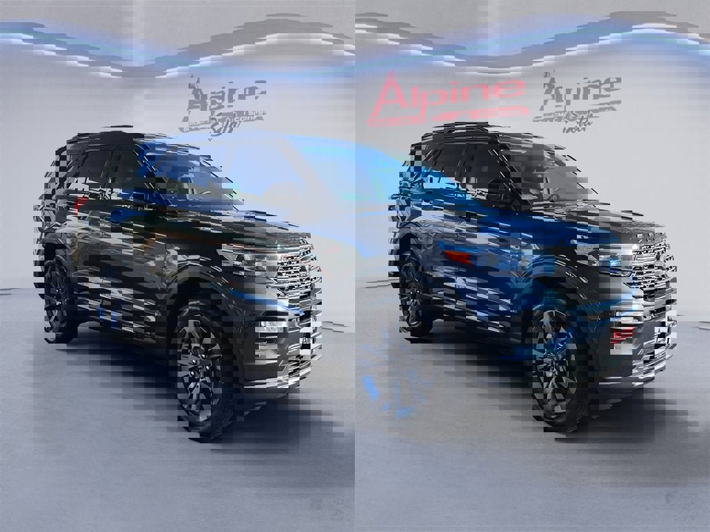 Used 2023 Ford Explorer XLT w/ Equipment Group 202A image 7