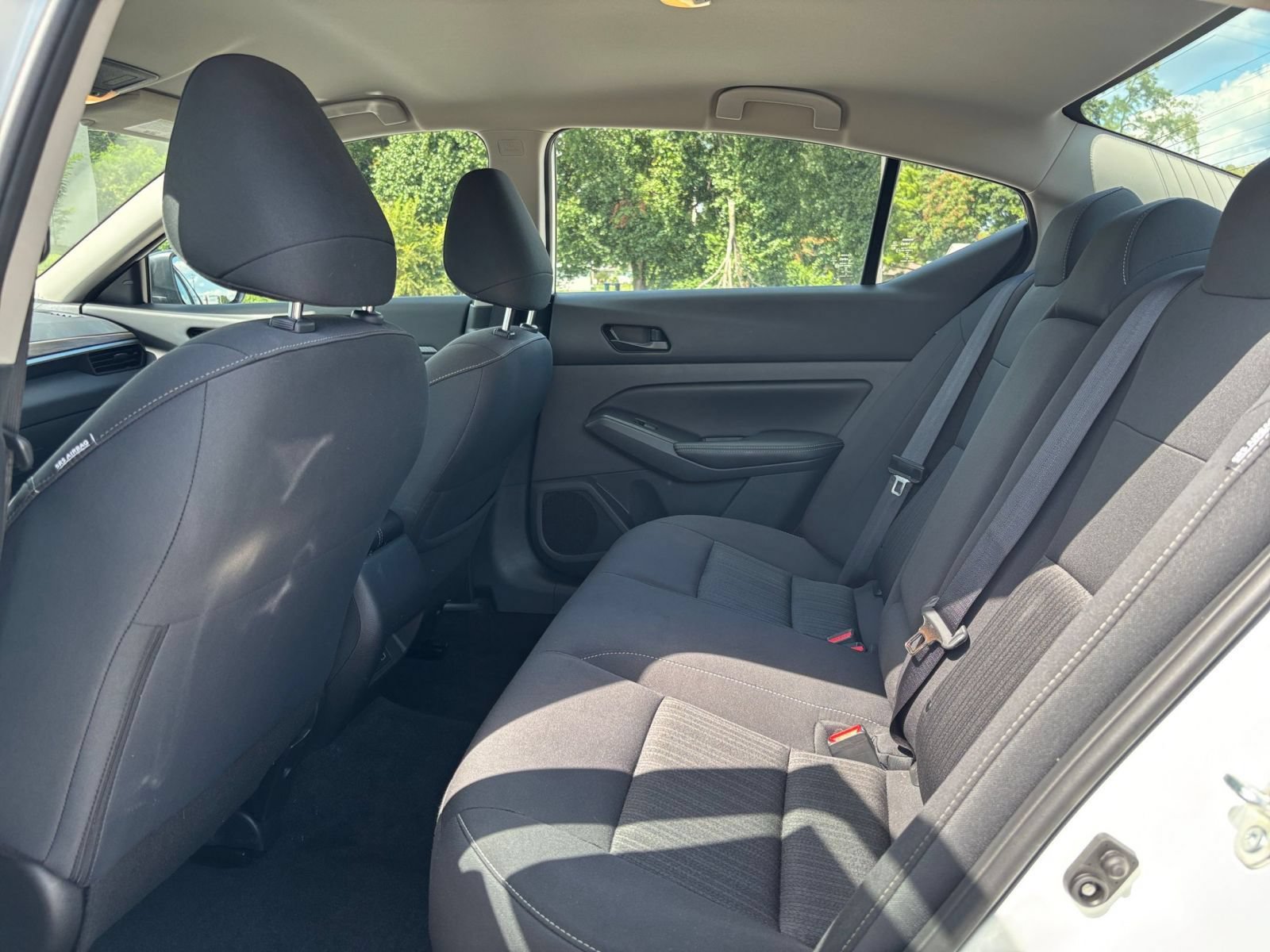 Used 2025 Nissan Altima 2.5 SV FWD image 25