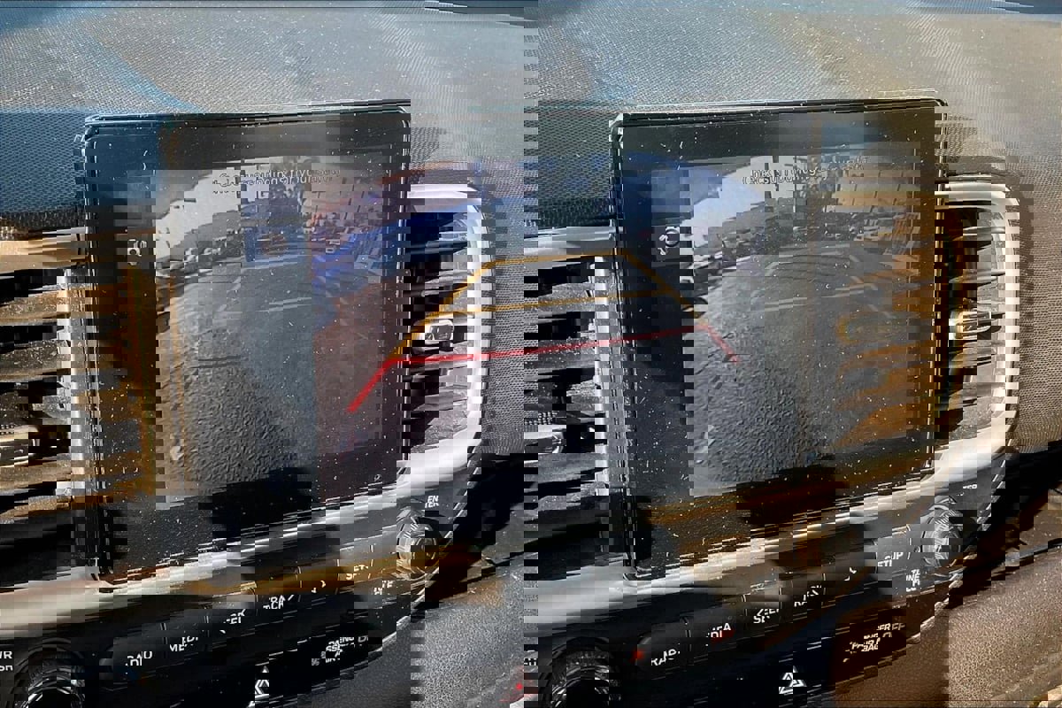 Used 2024 Hyundai Venue SE image 21