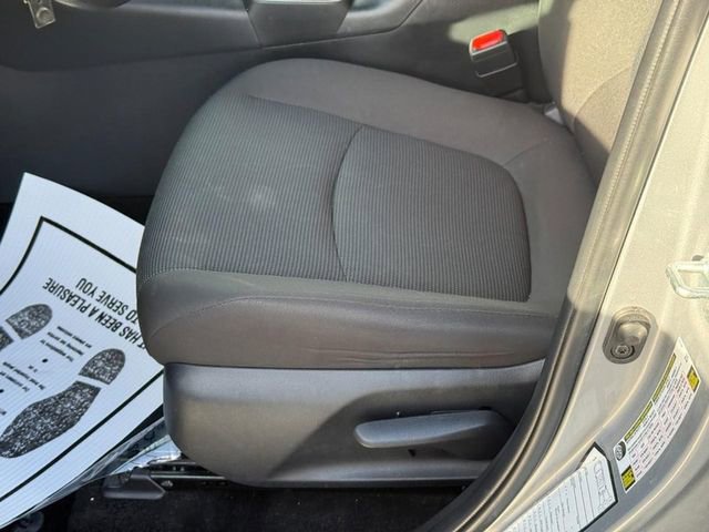 Used 2024 Toyota RAV4 LE image 19