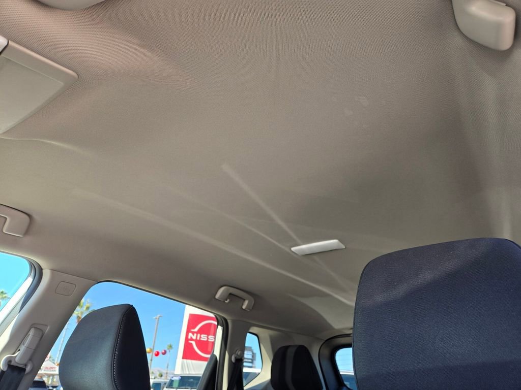 Used 2024 Nissan Rogue S image 11