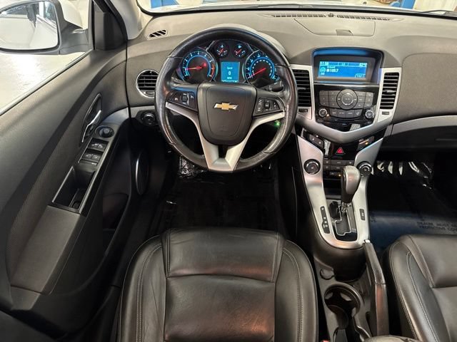 Used 2012 Chevrolet Cruze LTZ FWD image 4
