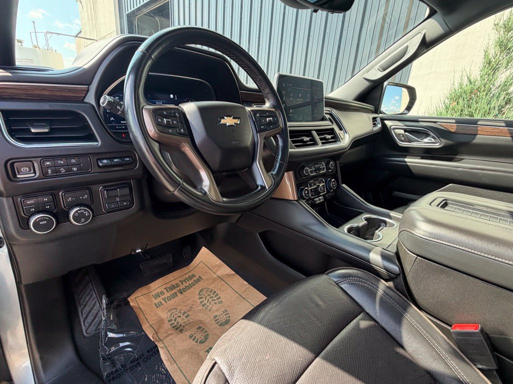 Used 2023 Chevrolet Suburban High Country w/ Max Trailering Package AWD/4WD image 11