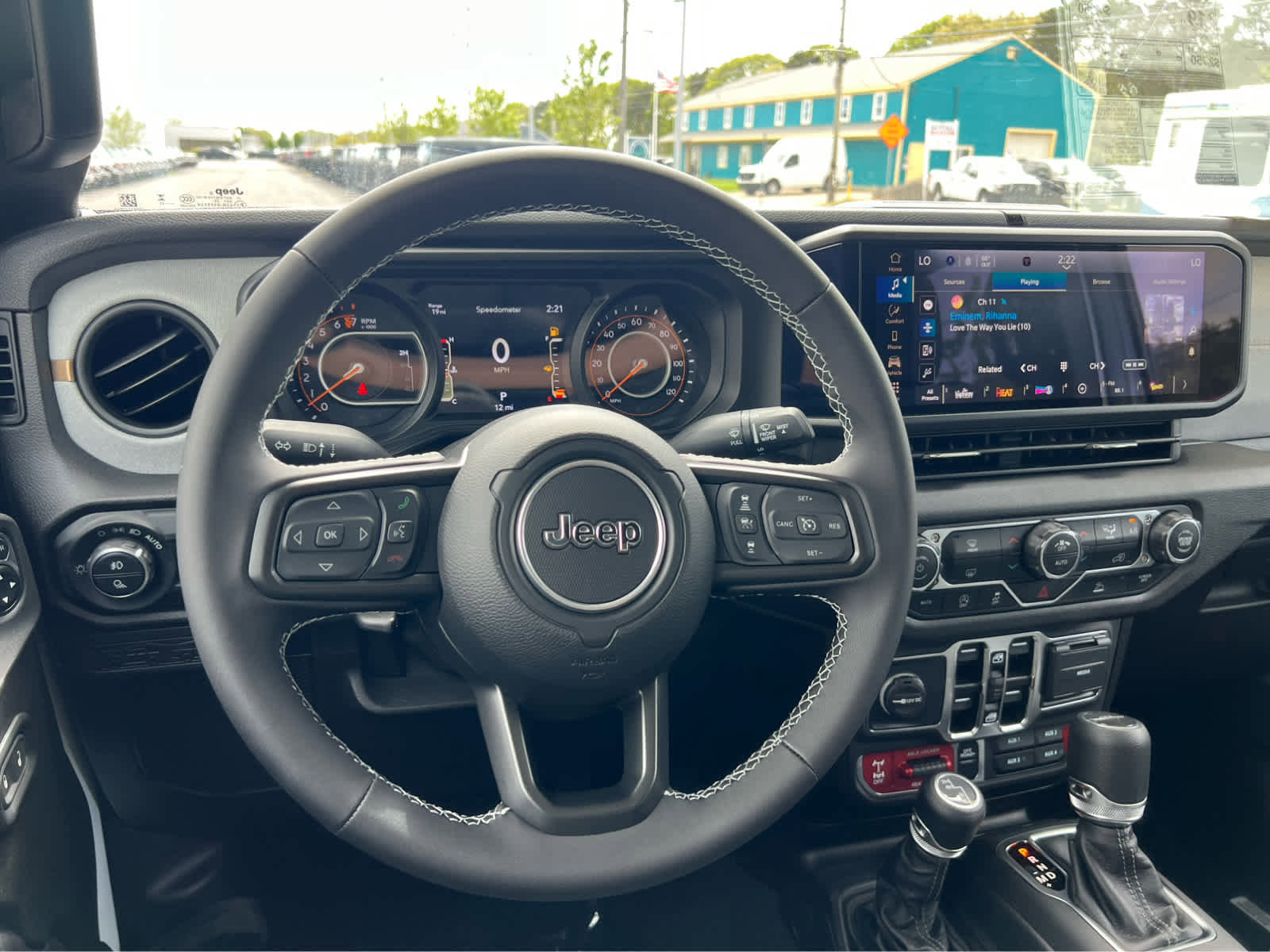 New 2025 Jeep Gladiator Sport image 15