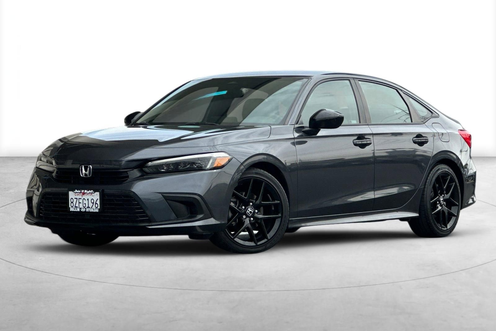 Used 2022 Honda Civic Sport image 2