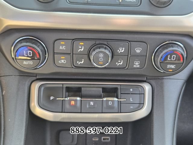 Used 2020 GMC Acadia Denali w/ Denali Ultimate Package AWD/4WD image 25