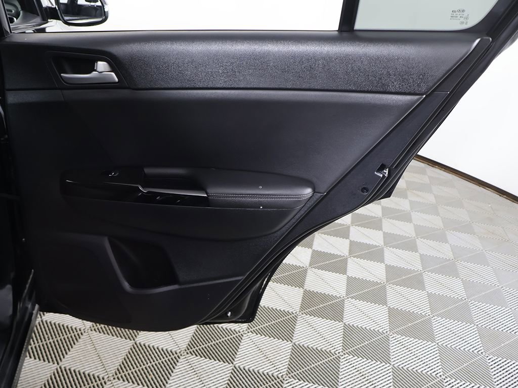 Used 2022 Kia Sportage Nightfall Edition w/ Nighfall AWD Premium Package image 27