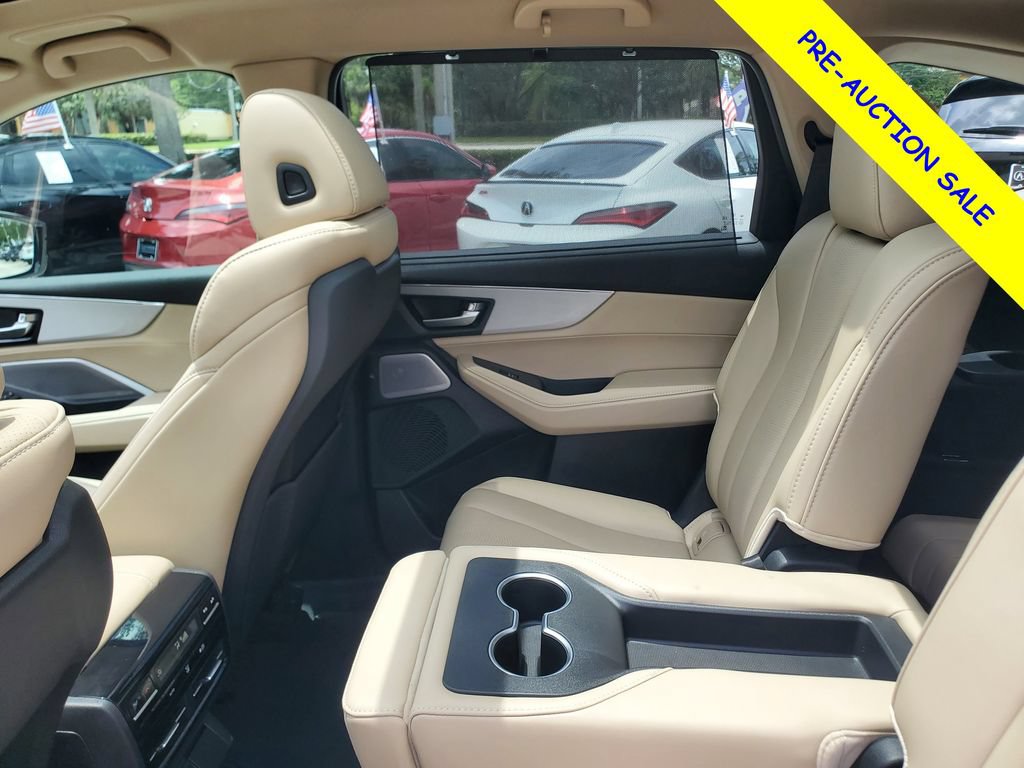 Used 2025 Acura MDX FWD w/ Technology Package image 11