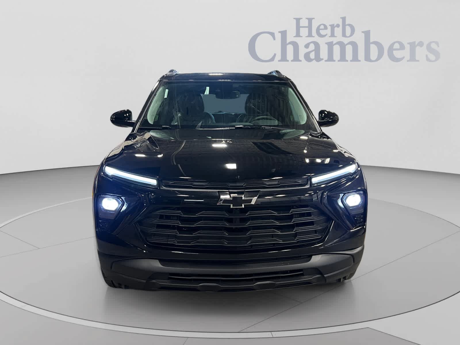 Certified 2026 Chevrolet TrailBlazer LT w/ Convenience Package AWD/4WD image 2