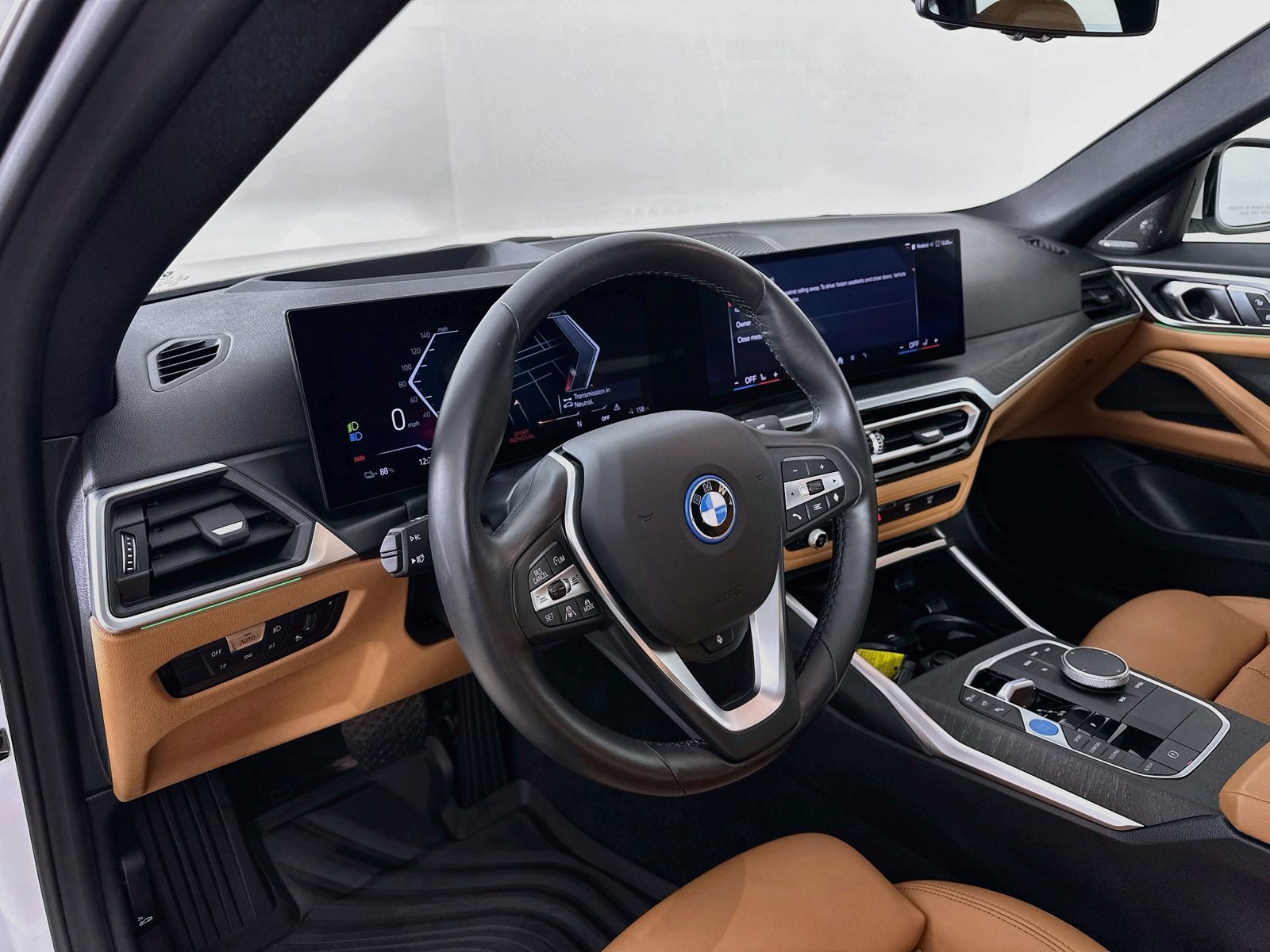 Used 2024 BMW i4 eDrive35 w/ Premium Package RWD image 33