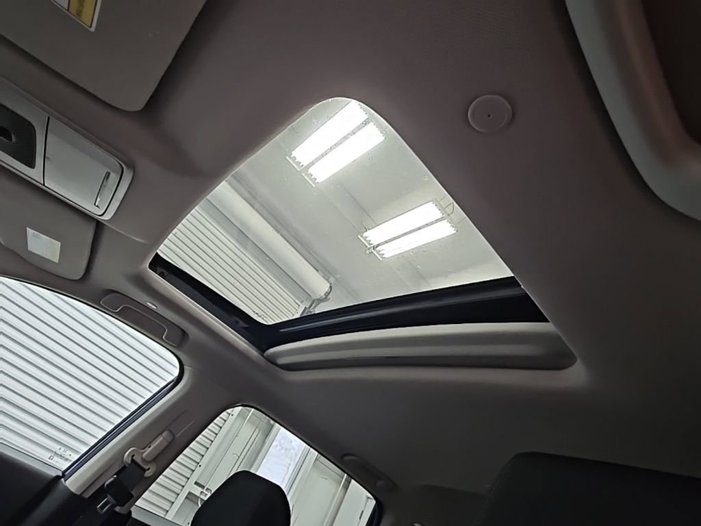 Used 2024 Honda CR-V EX image 27