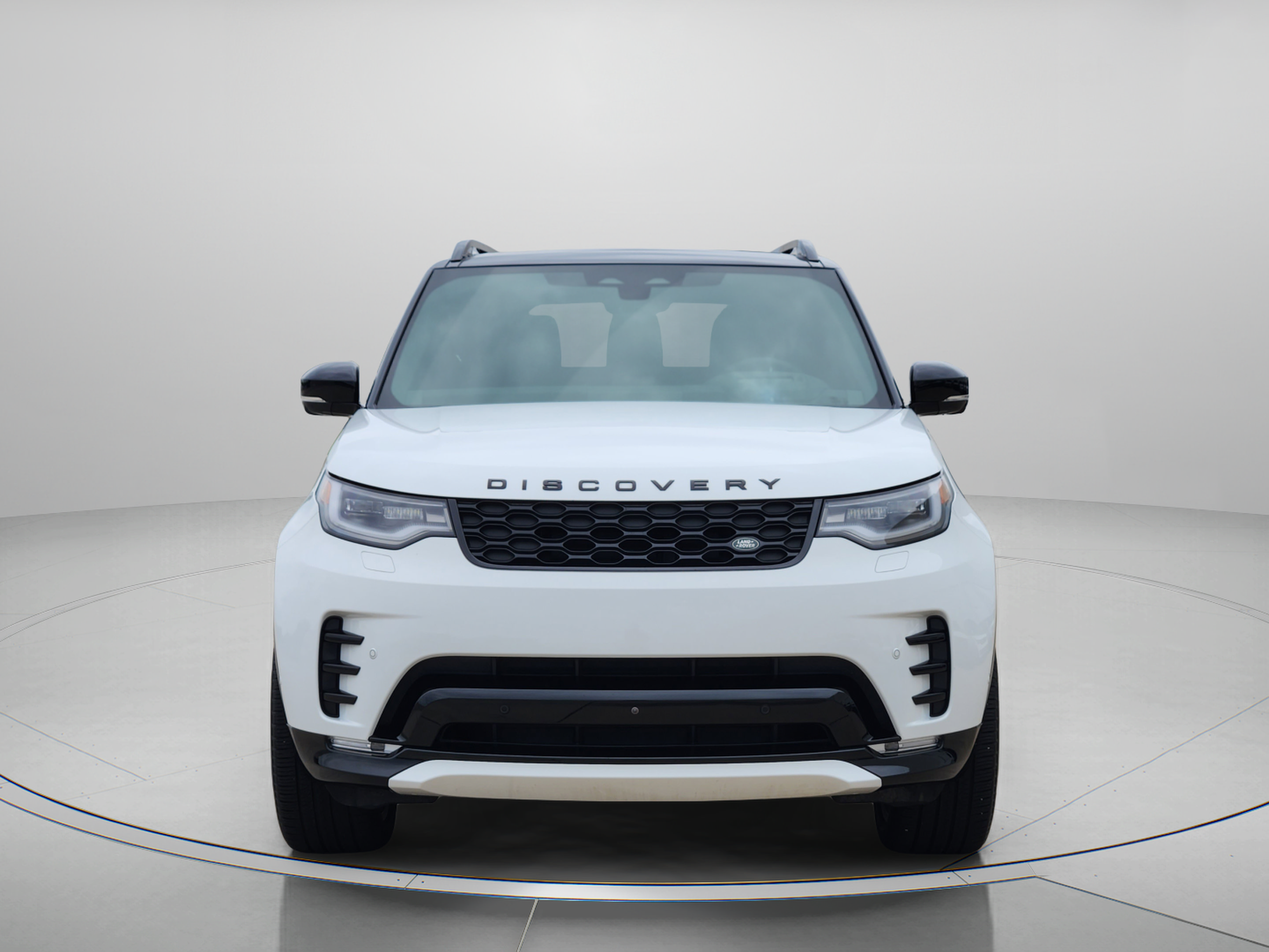Certified 2025 Land Rover Discovery Dynamic SE AWD/4WD image 6