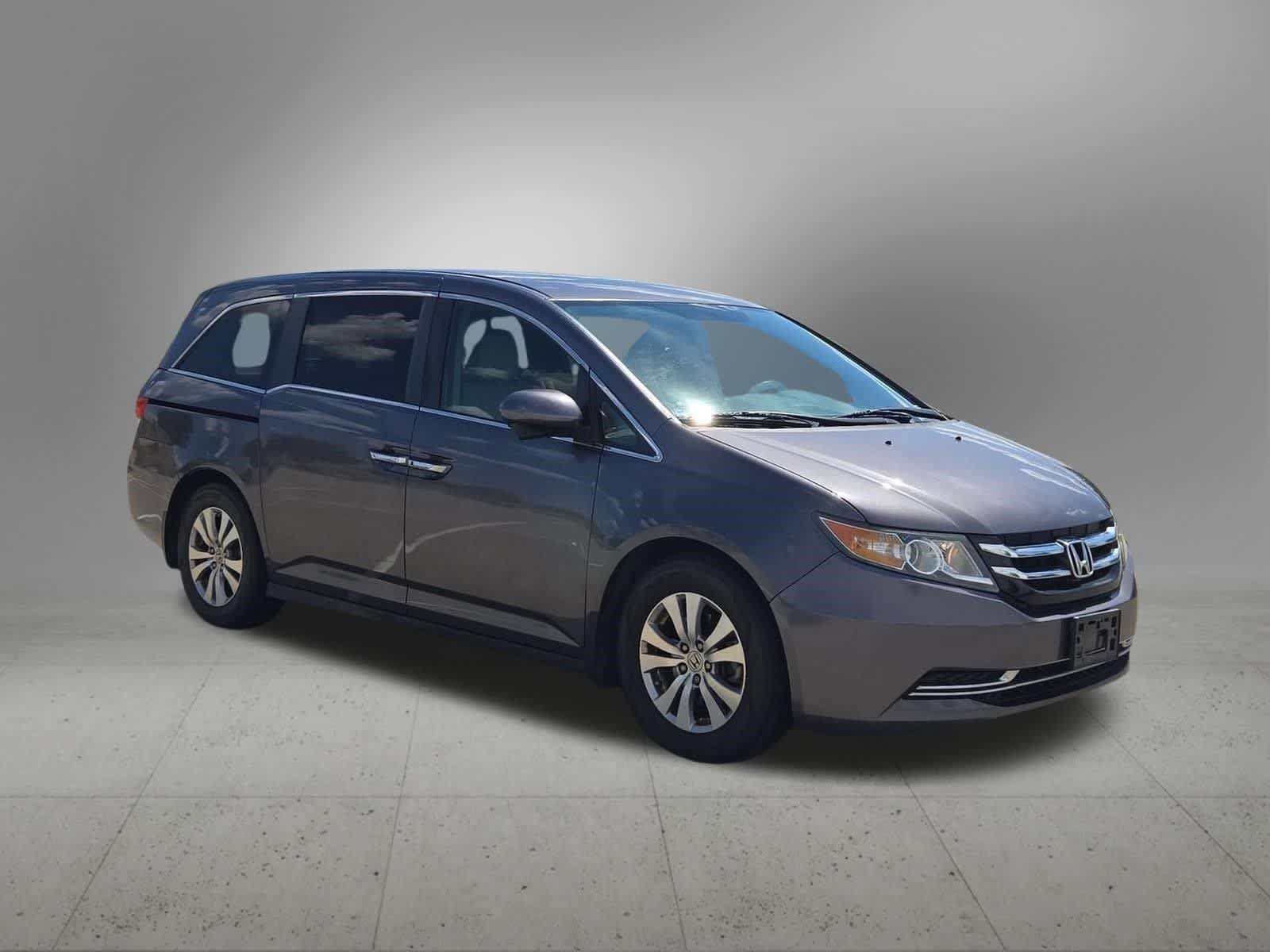 Used 2016 Honda Odyssey SE image 8