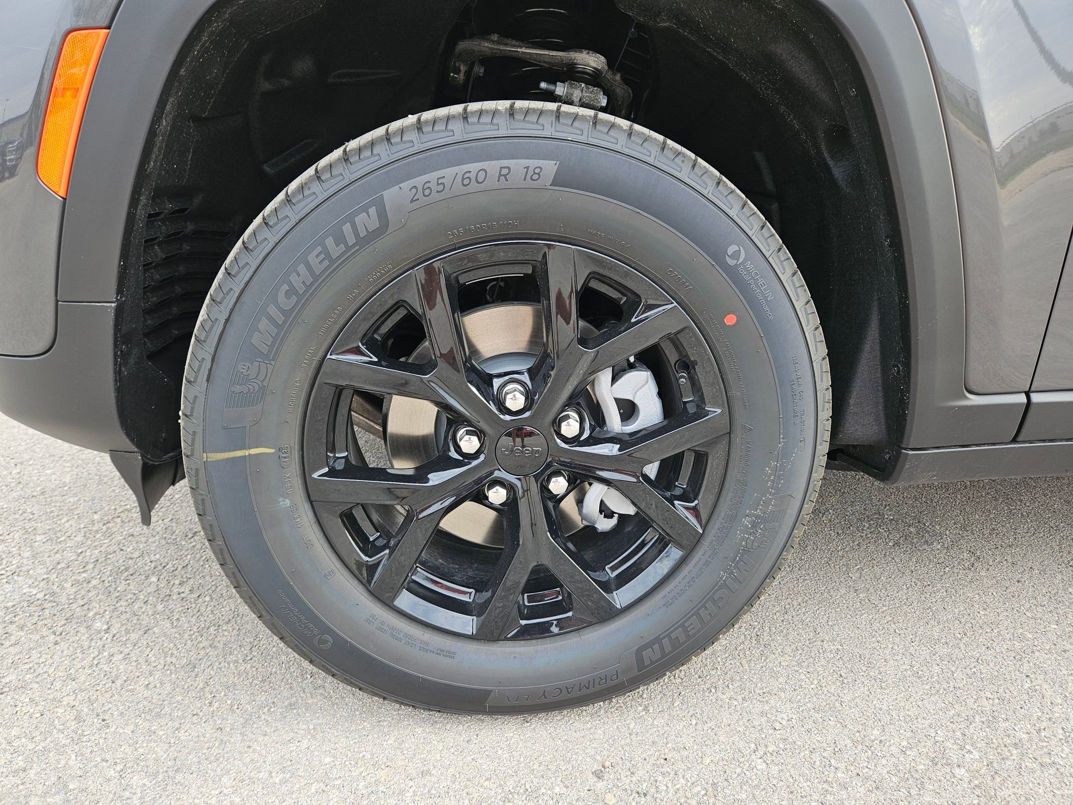 New 2025 Jeep Grand Cherokee Altitude image 20