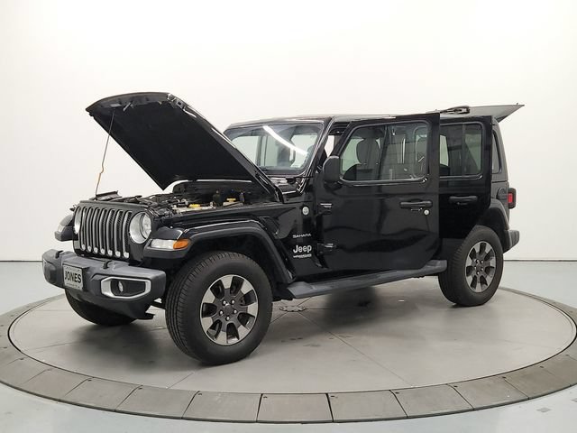 Used 2019 Jeep Wrangler Unlimited Sahara AWD/4WD image 11