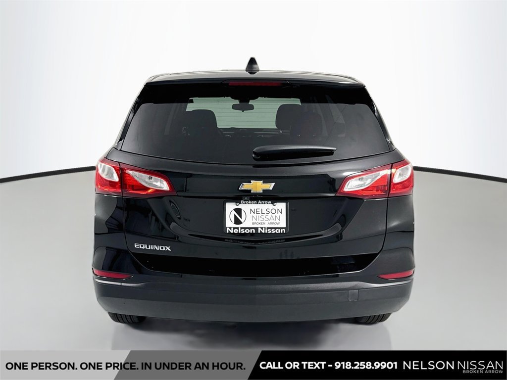 Used 2020 Chevrolet Equinox LS w/ LS Convenience Package FWD image 6