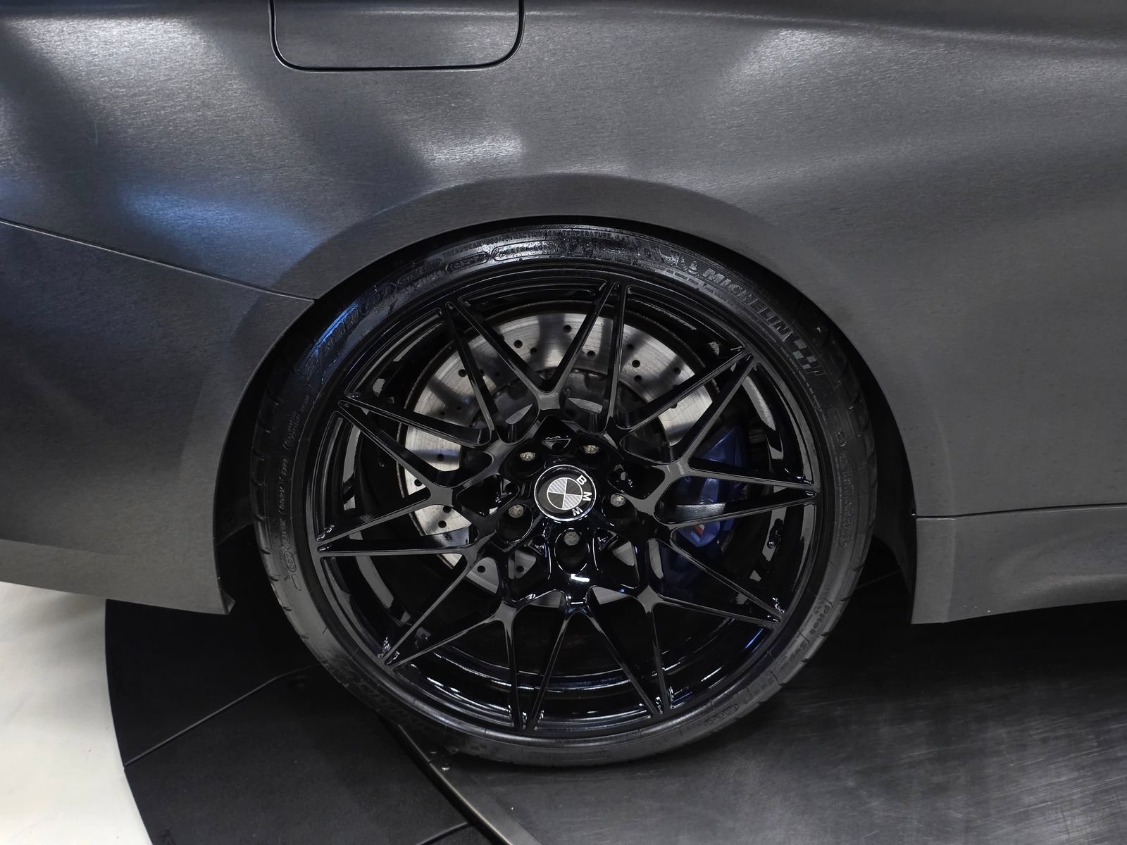 Used 2019 BMW M4 Coupe w/ Competition Package RWD image 44