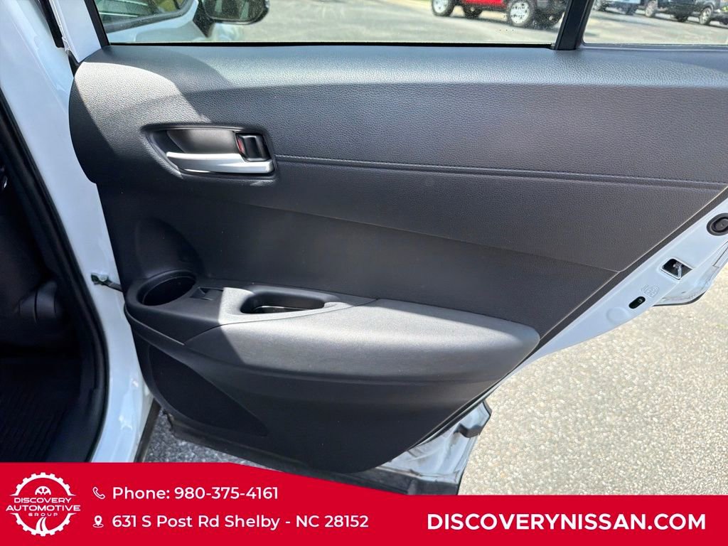 Used 2023 Toyota Corolla Cross XLE w/ Convenience Package image 33