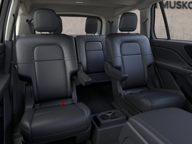 New 2026 Lincoln Aviator AWD image 11