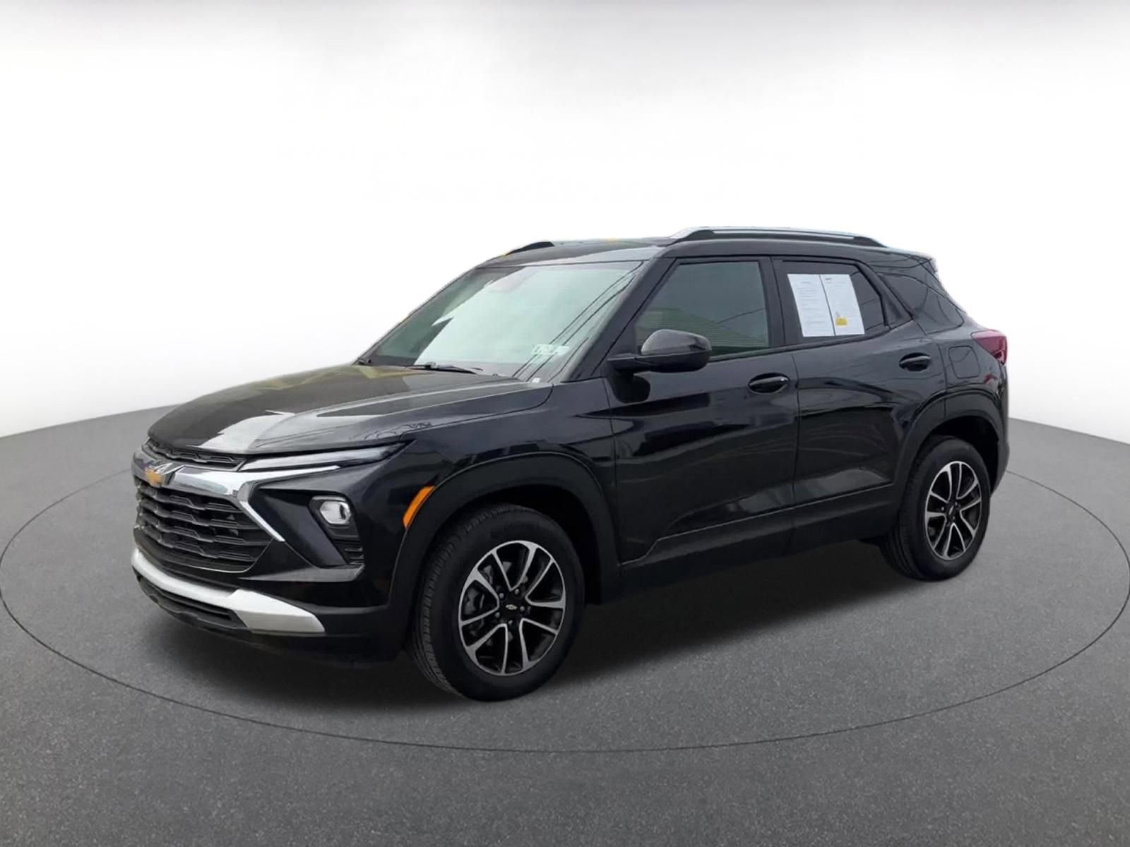 Used 2025 Chevrolet TrailBlazer LT image 8