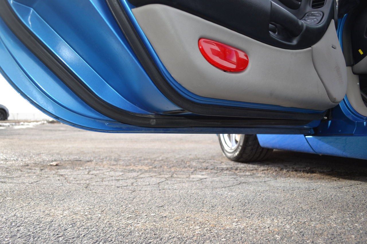 Used 2000 Chevrolet Corvette Convertible w/ Memory Pkg image 28