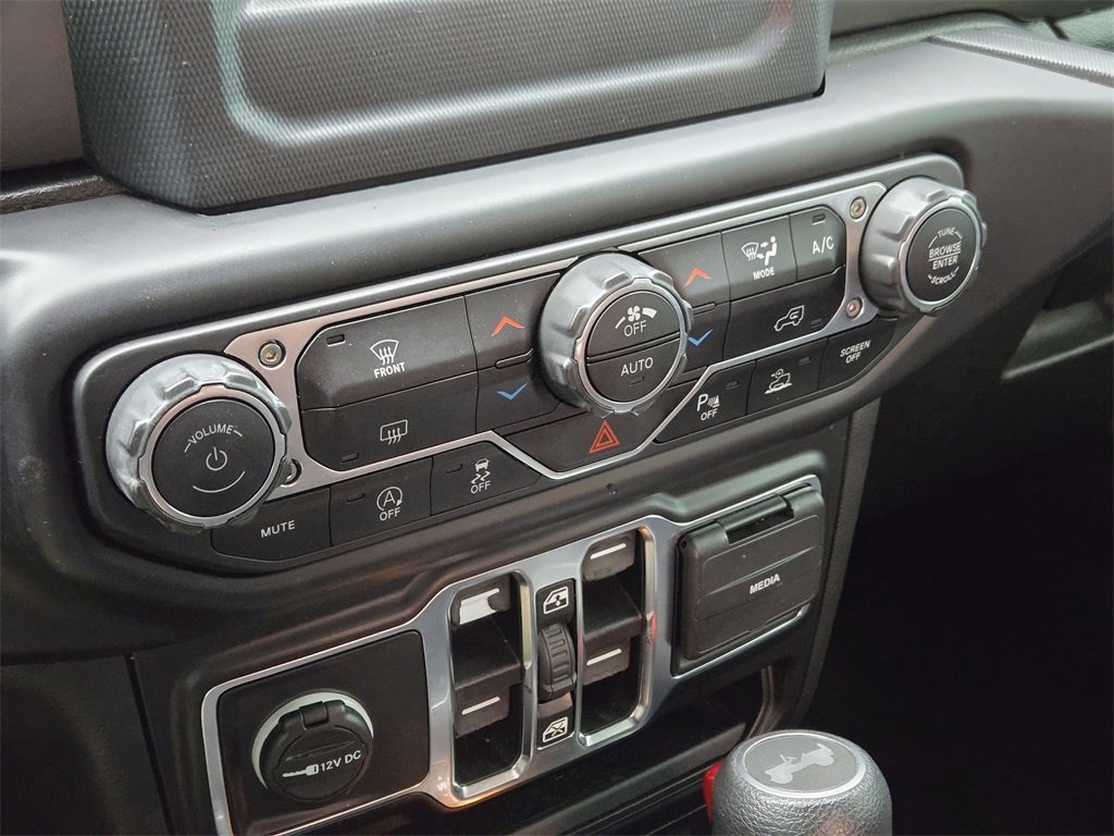 Used 2021 Jeep Wrangler Sport S image 21