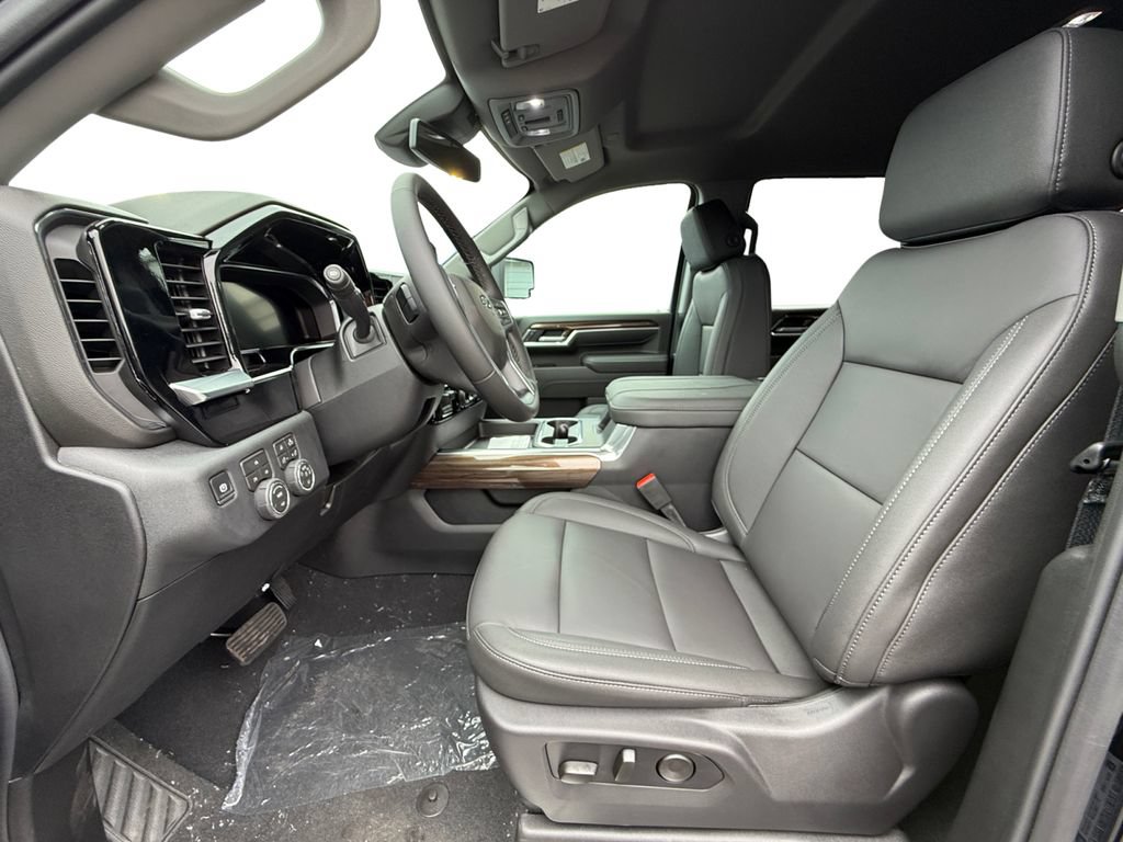 New 2026 Chevrolet Silverado 3500 LT w/ Trail Boss Package AWD/4WD image 9