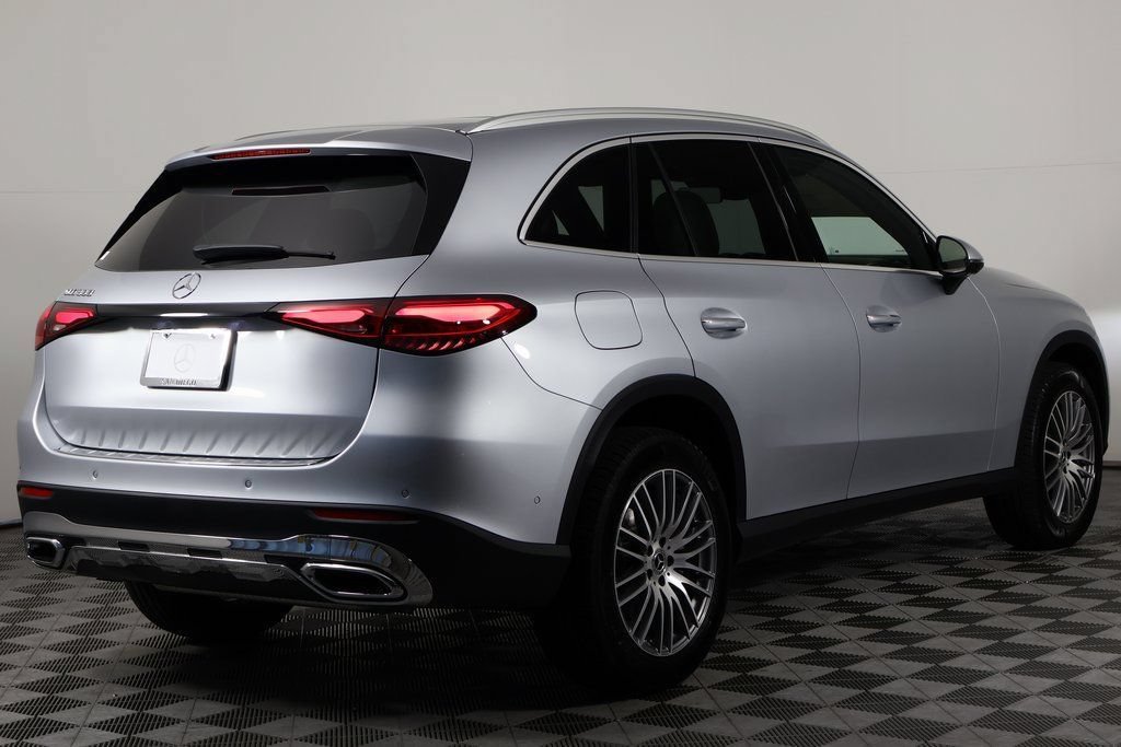 New 2027 Mercedes-Benz GLC 300 image 2