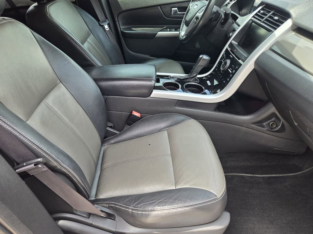 Used 2014 Ford Edge Sport w/ Driver Entry Package FWD image 14