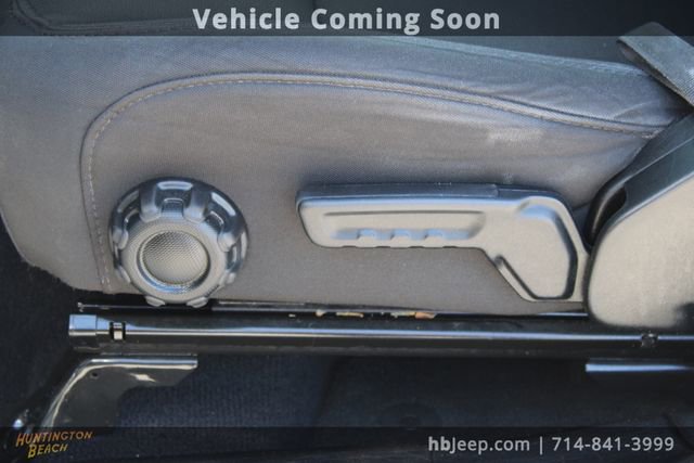 Used 2023 Jeep Wrangler Sport image 29